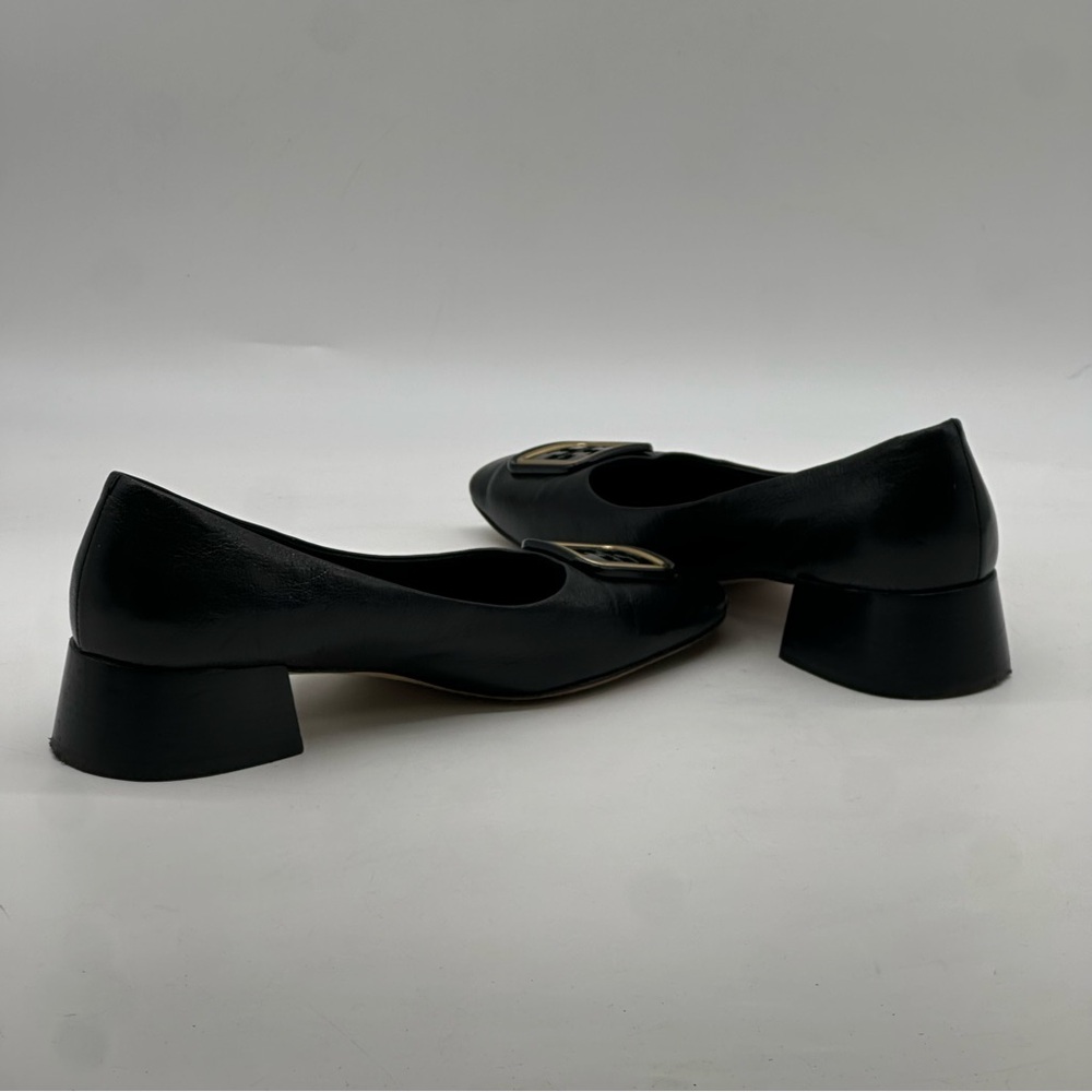Tory Burch Georgia Pumps. Size 8 - Picture 9 of 10